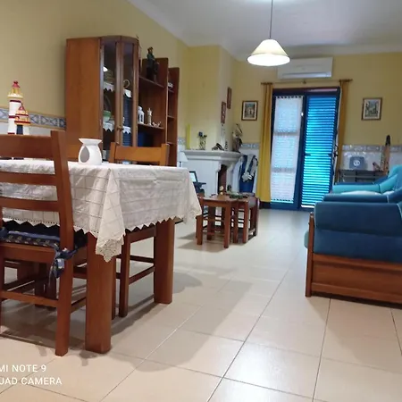 Ti Laura