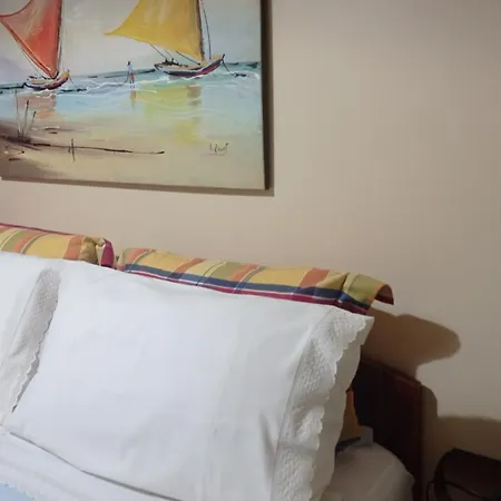 Ti Laura Praia Apartment *