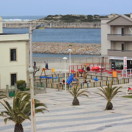 Ti Laura Praia Barra