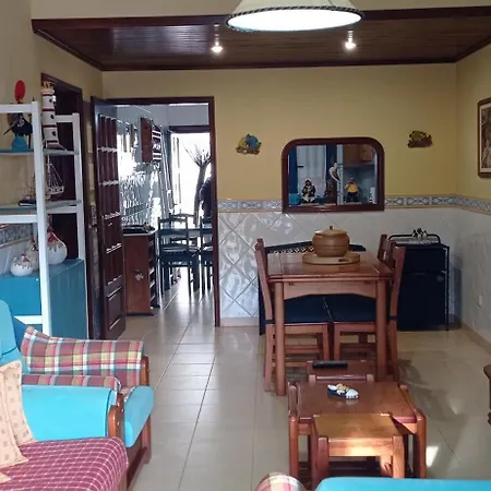 Ti Laura Praia Barra