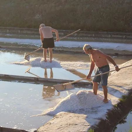 Апартаменты Ti Laura Praia Barra