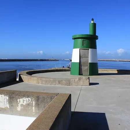 Ti Laura Praia Apartment *